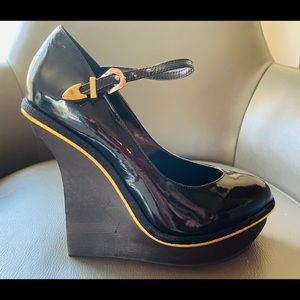 Stella McCartney black leather pumps, size 37